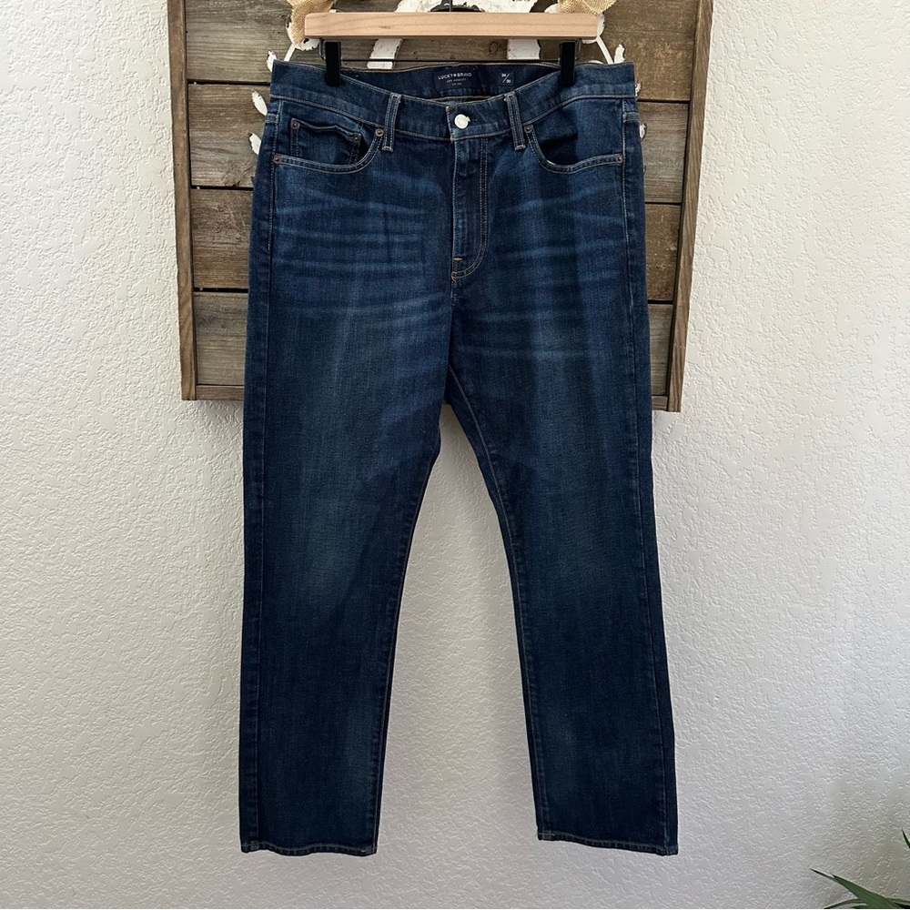 Lucky Brand 410 Athletic Slim‎ Men's Blue Jeans size 34 x 30